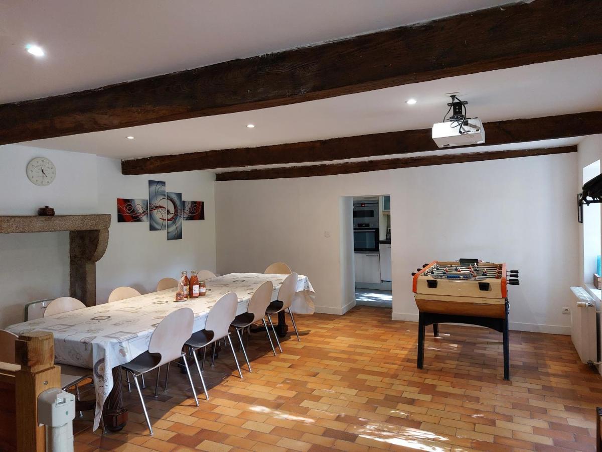 La Cambuse Des Gones - Gite 3 Chambres Thurins Exterior foto