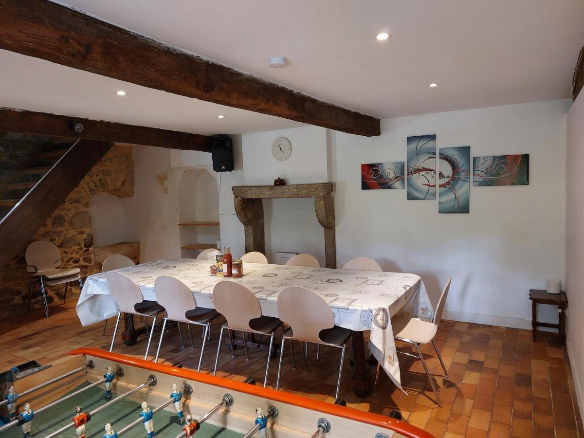 La Cambuse Des Gones - Gite 3 Chambres Thurins Exterior foto